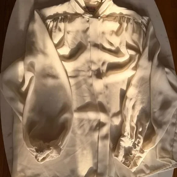 Vintage Cream Sheer Blouse – Romantic Coquette Cottagecore Button Detail Top - Picture 5 of 6